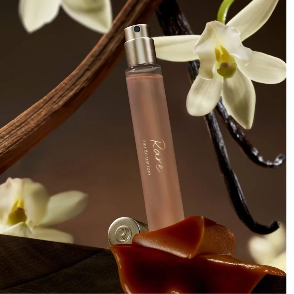 RARE BEAUTY BY SELENA GOMEZ Rare Eau de Parfum Vanilla and Caramel Travel Spray - Picture 2 of 7